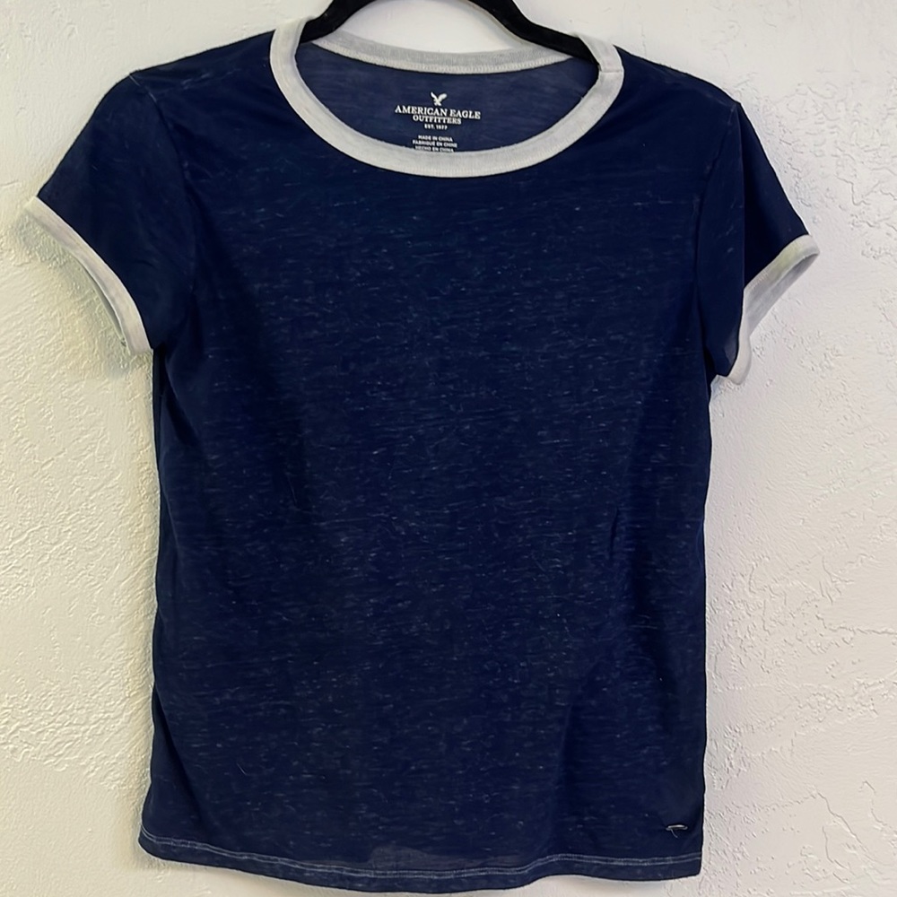 Comfortable and lightweight top!